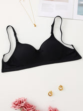 Comfortable Wireless Soft Cup Solid Bra