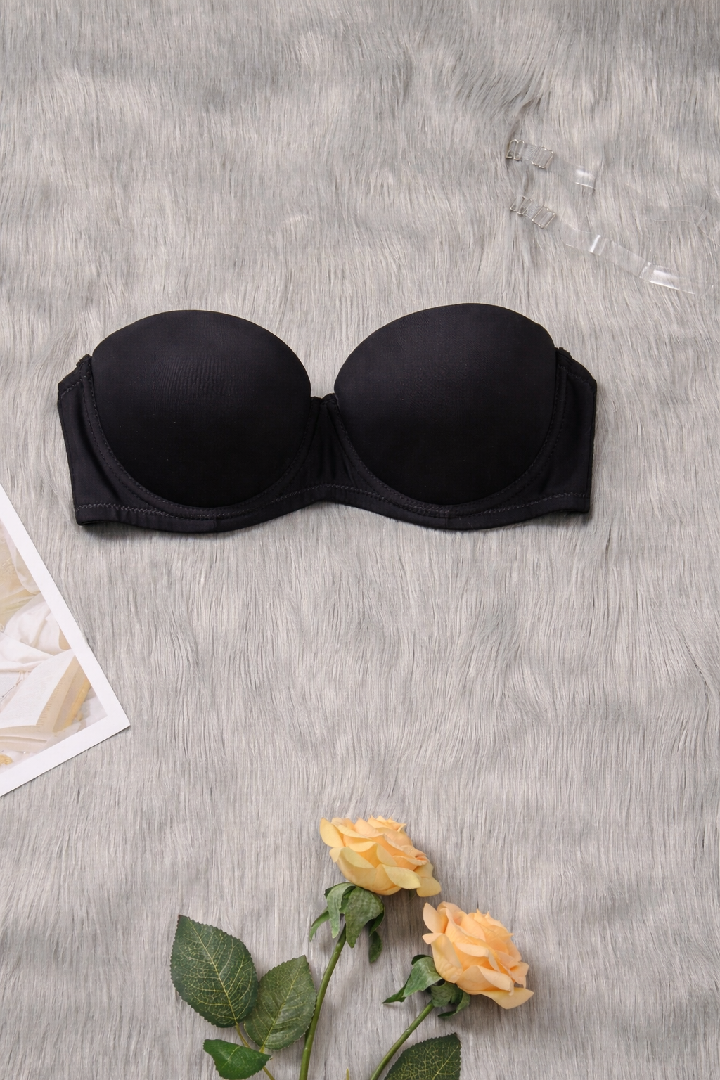 Casual Plain Medium Stretch Strapless Bras With Padded Cups And Backless Design For Everyday Wear